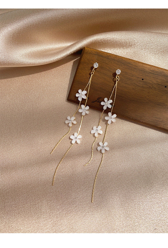 Trendy Cute Sweet Acrylic White Flower Long Tassel Drop Earrings